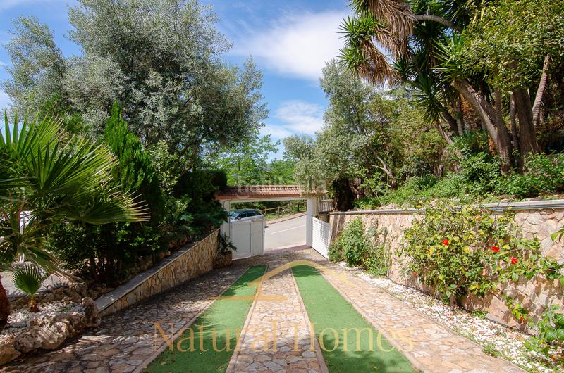 Foto 339bd5c5-c043-401c-a90a-91267df11239. Chalet avec cheminée parking piscine dans Arenys de Munt