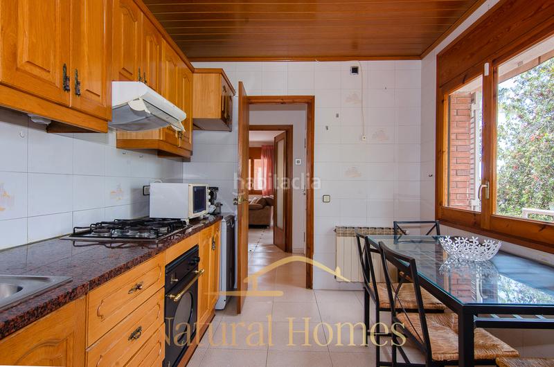 Foto 500d33a2-c93c-482d-803a-1dc5f37a3a60. Chalet avec cheminée parking piscine dans Arenys de Munt