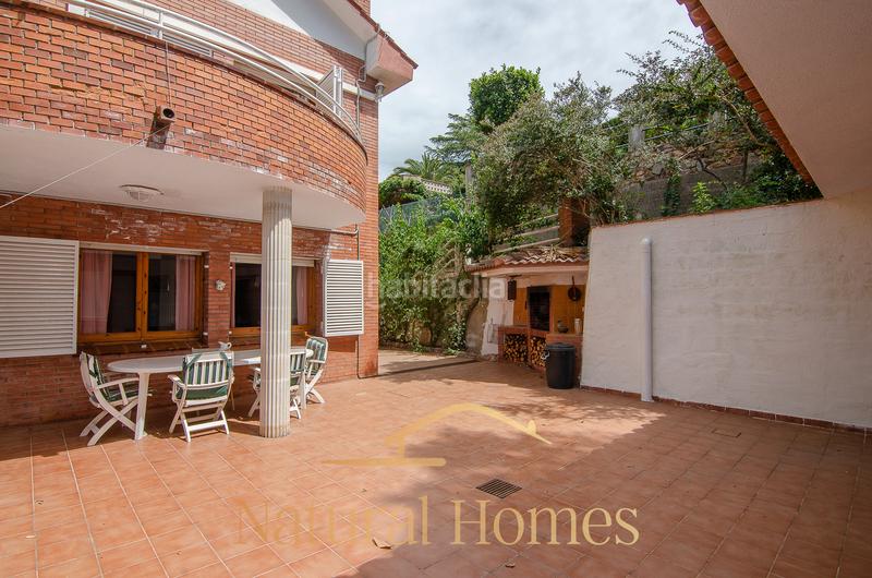 Foto 8a5f202f-0854-4971-98db-872f324cc5db. Chalet avec cheminée parking piscine dans Arenys de Munt