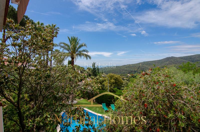 Foto 944f35de-6e92-4c80-a9c0-756fa5225214. Chalet avec cheminée parking piscine dans Arenys de Munt