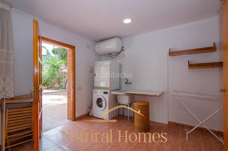 Foto f1e80e01-2367-4369-93fc-101d73d4d6f4. Chalet avec cheminée parking piscine dans Arenys de Munt