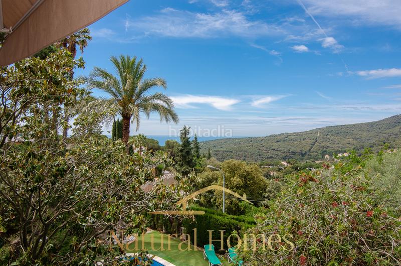 Foto f6fbf03e-8df7-4f00-9ee3-c058bb41e207. Chalet avec cheminée parking piscine dans Arenys de Munt