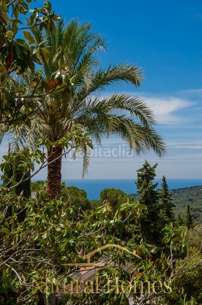 Foto fc6bcd44-3077-46f7-b767-cbc2b9791db4. Chalet avec cheminée parking piscine dans Arenys de Munt