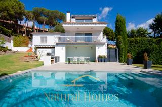 Chalet in El Bals - Can Calella. Magnfica torre en venta en sant vicen de montalt