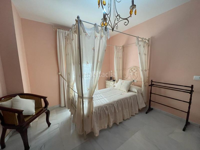 Foto 4567faeb-5669-46a3-9176-dc24b0a7c6a3. Chalet en Caleta de Velez