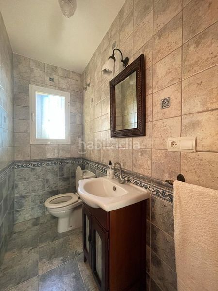 Foto 4f68dfa6-c948-4fb9-8875-bb6d4ec956c1. Chalet en Caleta de Velez