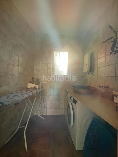 Foto d4d79f4b-404f-4ab9-8623-c0bf76c8c461. Xalet amb aparcament piscina a Caleta de Velez
