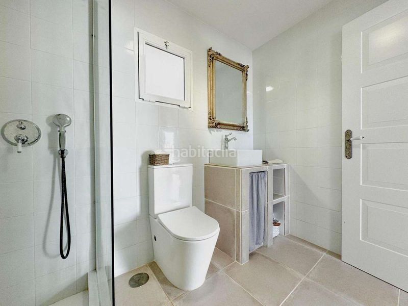 Foto a4c99045-27a1-4c76-b74d-00d7b26529dc. Xalet amb piscina a Capistrano Nerja