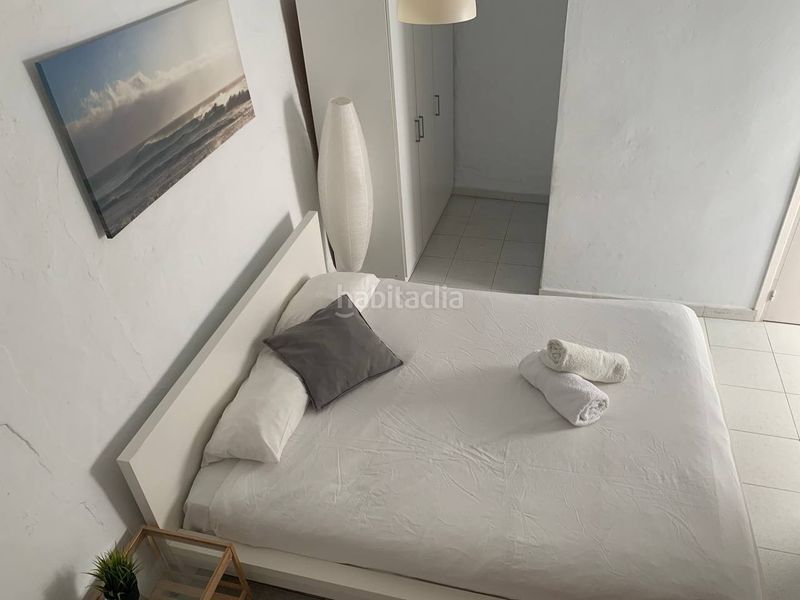 Foto 177a5a00-3d84-4121-aa96-c28a1ed275c0. Casa adossada a Avda Pescia - Ctra de Frigiliana Nerja