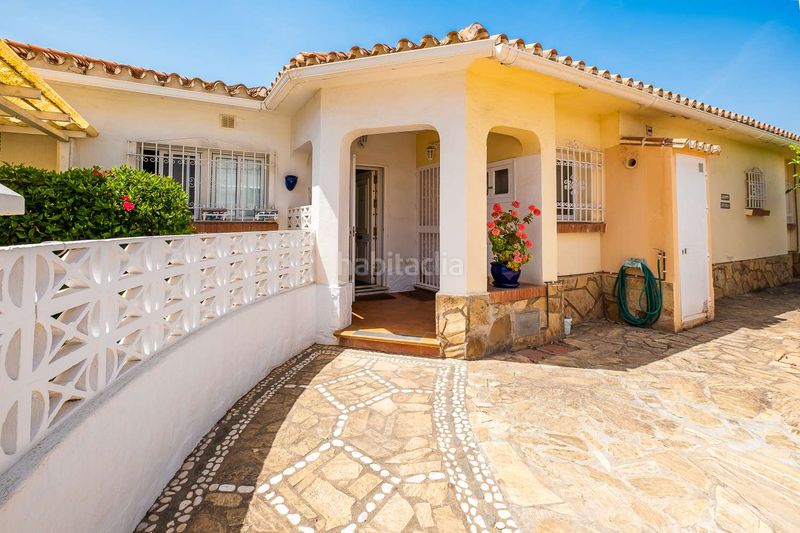Foto b4156e90-992c-46be-8f63-b9c370f27eb4. Casa aparellada a n/a a Centro Internacional Torrox