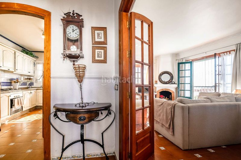 Foto 96efb0a6-3fdb-4610-875b-44b6ef3114e1. Maison dans Avda Pescia - Ctra de Frigiliana Nerja