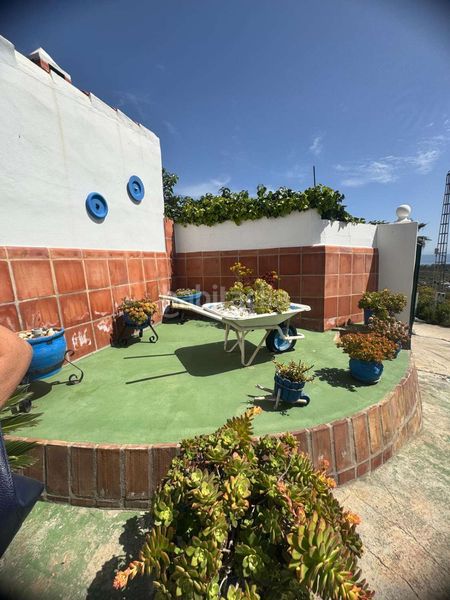 Foto 3d6dcdf4-2932-4471-b5b9-361ceb83b010. Bauernhof mit pool in Lagos