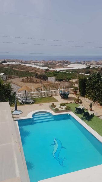 Foto 5d2f0250-4039-446e-b336-080d790c6377. Chalet avec chauffage piscine dans Urbanización Santa Rosa Torrox