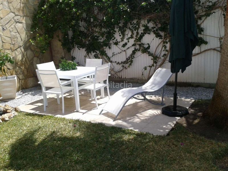 Foto 82906d90-277d-4a4f-977c-b21fbcac2073. Chalet avec chauffage piscine dans Urbanización Santa Rosa Torrox
