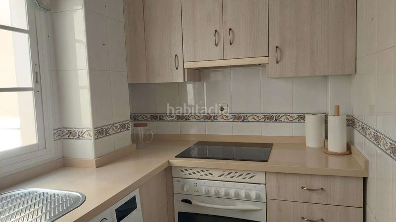 Foto b913375f-a989-4a0c-b855-58bc62a3fdf4. Apartament a n/a a Chaparil - Torrecilla - Punta Lara Nerja