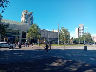 Pis a Diagonal Mar i el Front Marítim del Poblenou