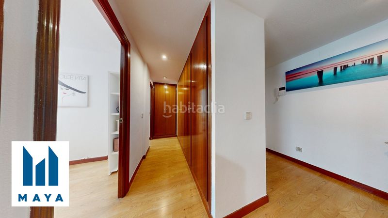 Foto aa0e7a20-062d-4d2d-8f90-95608af0a2d6. Pis amb calefacció aparcament a Los Cármenes Madrid