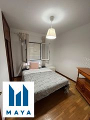 Rent Flat in Descubridores-Escritores. Maya consulting alquila estupenda habitación en leganés centro,