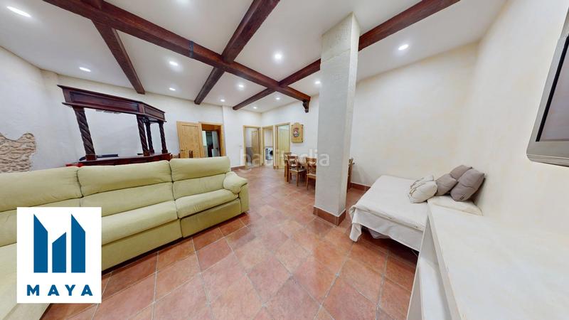 Foto e44ea382-3bd5-48df-9984-c49cd2bc0208. Casa adossada amb calefacció aparcament piscina a Leganés