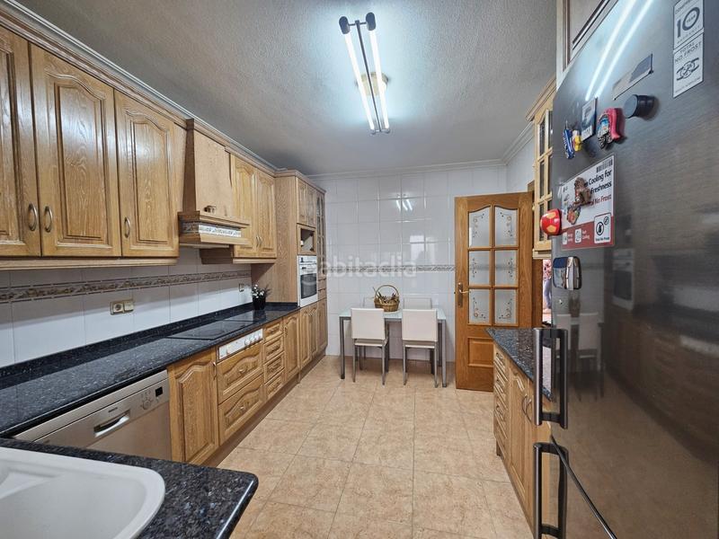 Foto 18edadd1-724f-4b57-92ca-dde6f25f3ca9. Casa adossada a calle la lira 4 a Rojales