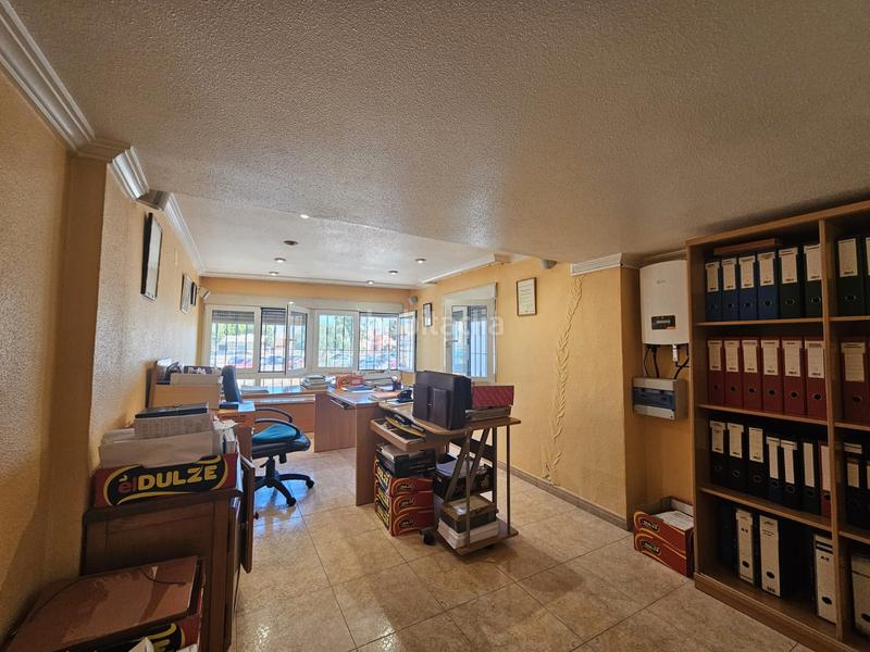 Foto b8dbc7fb-a7a7-4ac3-ac1a-45de2643a33b. Casa adossada a calle la lira 4 a Rojales