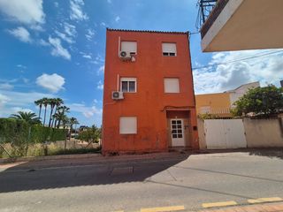 Casa en Calle Carmen Conde 10
