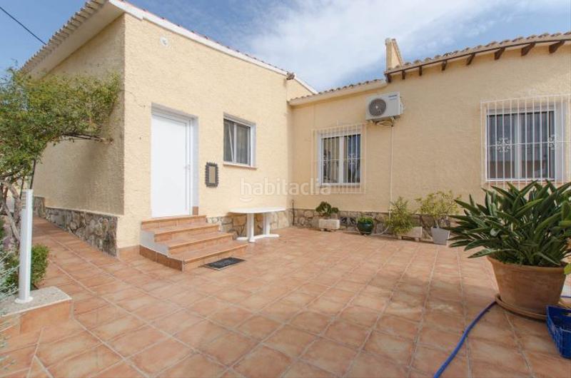 Foto 23617320-12bb-456c-bb2c-a05bd61547a2. Miete chalet mit parking pool in Marisol Park - Ortembach - Los Almendros Calp