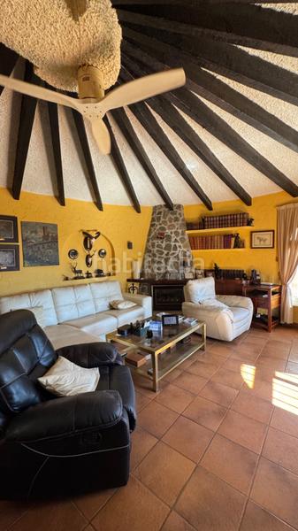 Foto 3f49a592-3b82-4000-8747-455475eb3954. Chalet avec cheminée parking piscine dans Maryvilla Calp