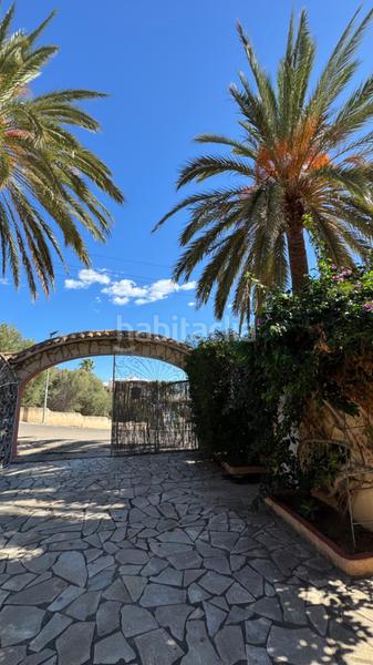 Foto cb50e16d-6038-4680-8453-a32e2d1b2548. Chalet avec cheminée parking piscine dans Maryvilla Calp