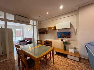 Appartement à Pueblo. En venta acogedor apartamento en el centro de calpe — calle maes