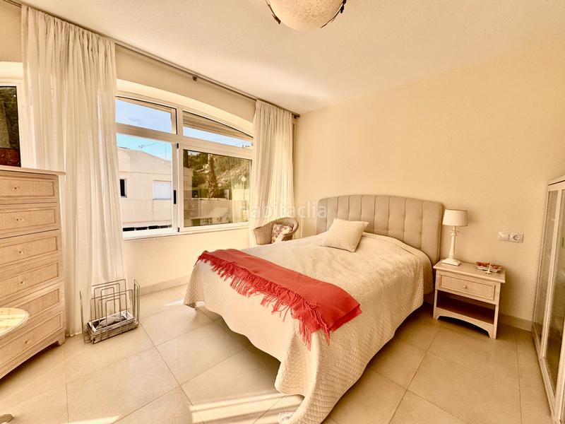 Foto 2fa947ca-d41a-4728-9926-cbe73fba7d8c. Chalet with parking pool in Pueblo Español-Coveta Fumá Campello (el)