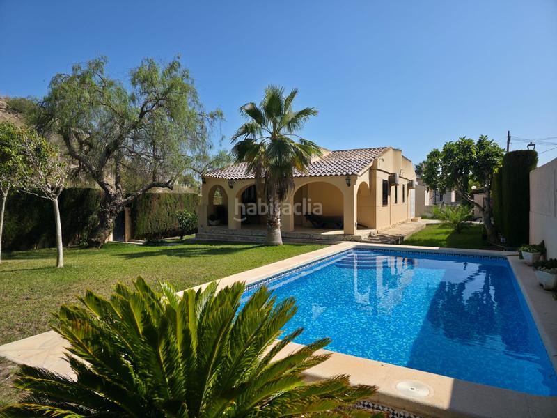 Foto ad9b8d88-afd2-4563-bffa-02c0bbd00635. Chalet with parking pool in Pueblo Español-Coveta Fumá Campello (el)