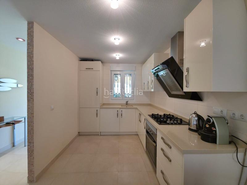 Foto b9892036-fced-463b-9d68-80d883c4849e. Chalet with parking pool in Pueblo Español-Coveta Fumá Campello (el)