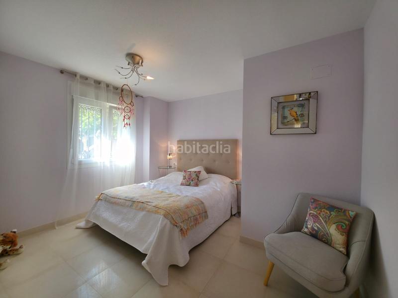 Foto fc1cd854-39c8-4580-9897-1af531d2853c. Chalet with parking pool in Pueblo Español-Coveta Fumá Campello (el)