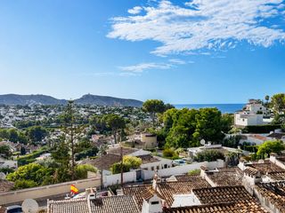 Rent Flat in Calle soria 9. Magnifico piso con vistas al mar