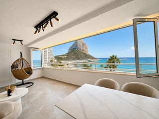 Apartament a Calle holanda 2. Frontline apartment for sale in calpe