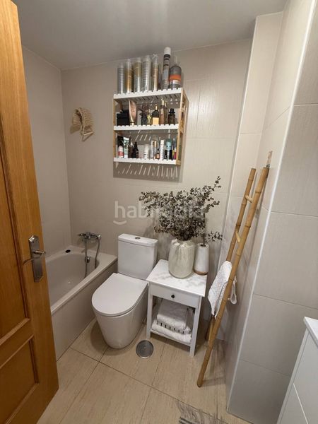 Foto 0598dd5b-a82a-4f28-ae35-b2c89cfe40e0. Alquiler piso  de 100 m², 3 dormitorios en el centro e — listo para entrar a vivir en Calp
