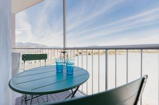 Apartament  Calle luxemburgo. Estudio junto al mar