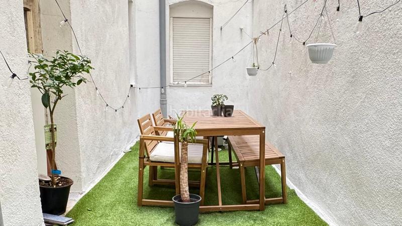 Foto 181e5b26-513b-403c-8e70-3fd28c5194fa. Alquiler piso luminosa vivienda con patio privado en Madrid