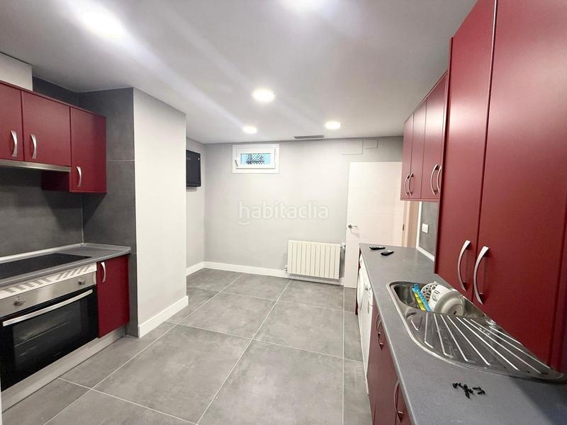 Foto 12ebf6f2-b800-4b34-a9bc-1dca9b07c596. Rent penthouse with parking in Lista Madrid