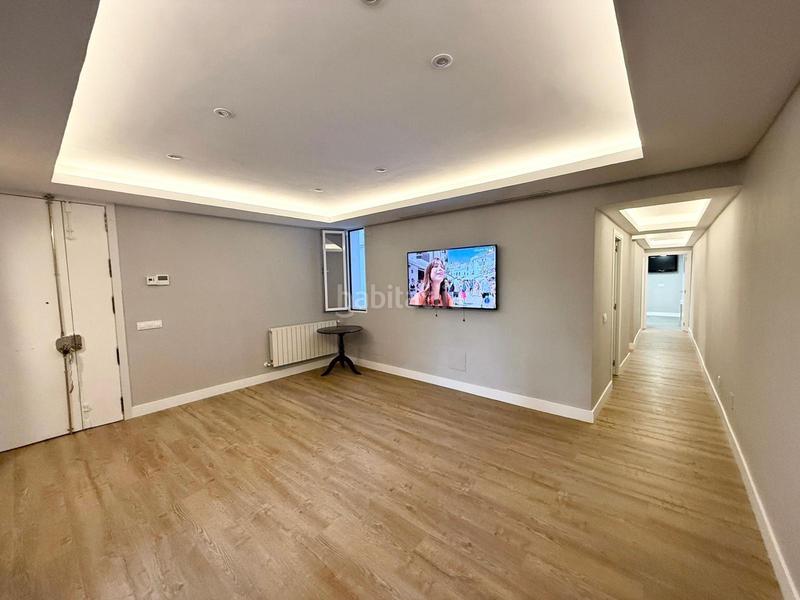 Foto 5f6bf7c3-2efc-4d0e-9965-15ad67d3f5f7. Rent penthouse with parking in Lista Madrid