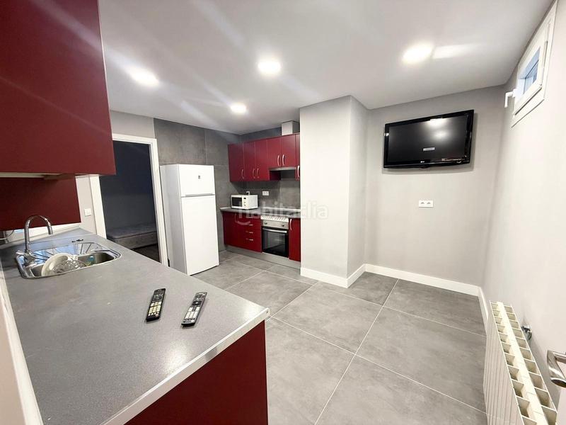 Foto c75e0b52-6582-4ff3-997f-67a29bfea588. Rent penthouse with parking in Lista Madrid