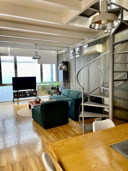 Foto 91f31cd5-b7ad-4d98-a71b-b8e35d4aebf9. Zweistöckige wohnung mit heizung in Guindalera Madrid