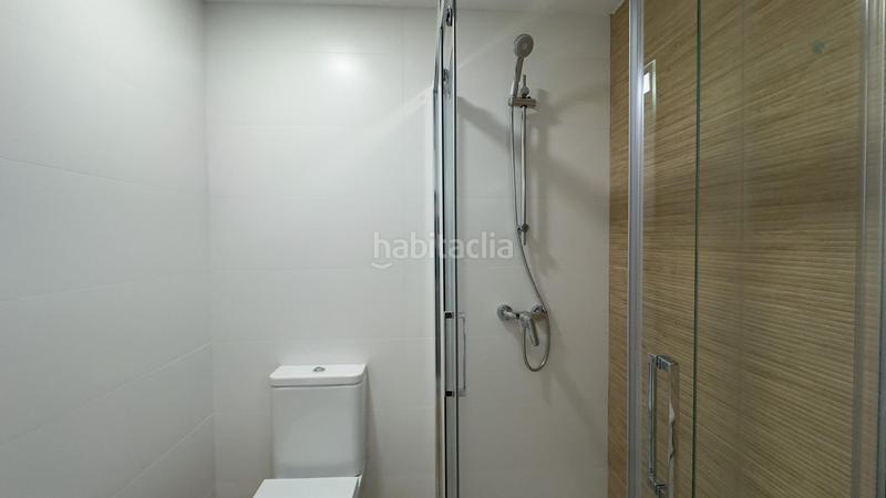 Foto 1bb8106d-eb47-47a3-a2d3-ee79bffcaa37. Lloguer apartament amb calefacció aparcament a Valdeacederas Madrid