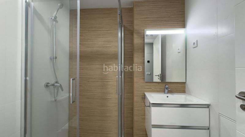 Foto 43febd63-e540-48ee-bed1-cc38ea89b188. Lloguer apartament amb calefacció aparcament a Valdeacederas Madrid