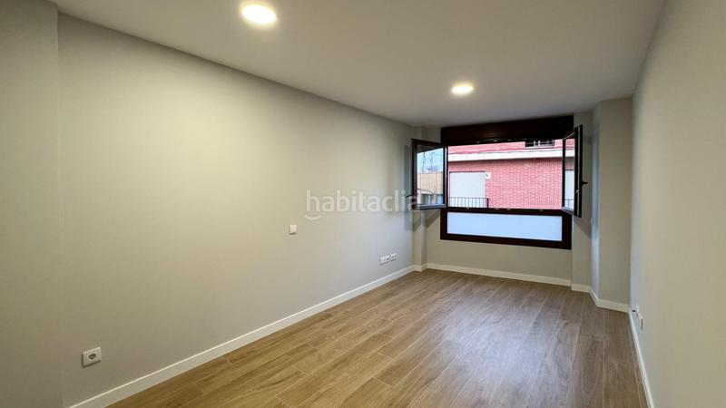 Foto 7b35fe51-e2b6-430c-9a15-2629d80e2493. Lloguer apartament amb calefacció aparcament a Valdeacederas Madrid