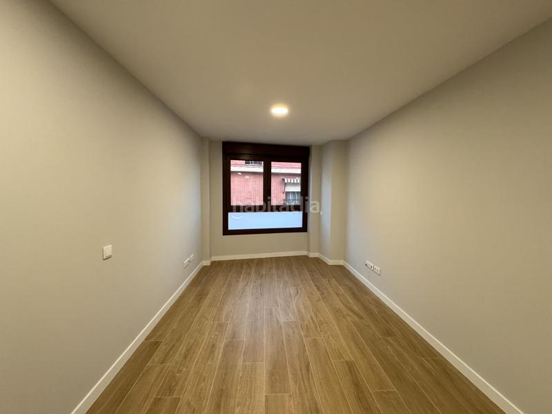 Foto 9a94116d-1276-4b7a-9565-72d3287747cb. Lloguer apartament amb calefacció aparcament a Valdeacederas Madrid