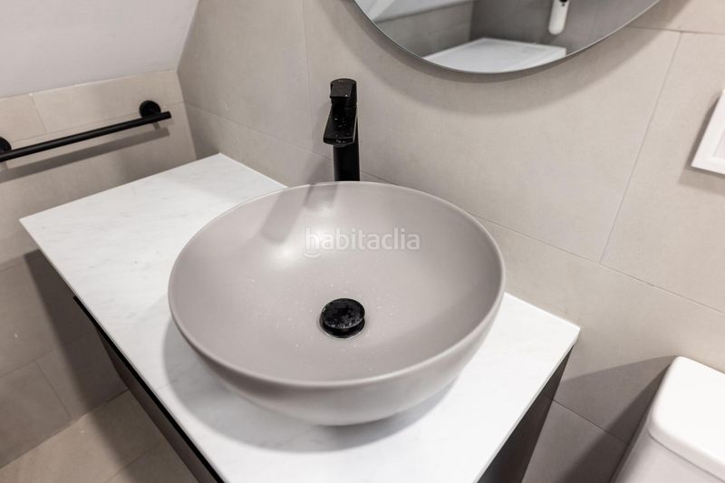 Foto 2ca4cd4c-057b-4dd6-a52c-ade994f1bca9. Location studio dans Valdeacederas Madrid