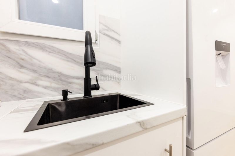 Foto 97e7071b-de39-4f79-a0db-99dd664d654a. Location studio dans Valdeacederas Madrid