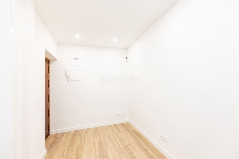 Foto a97cc276-2cc6-4e47-93a1-68502f4b7455. Location studio dans Valdeacederas Madrid